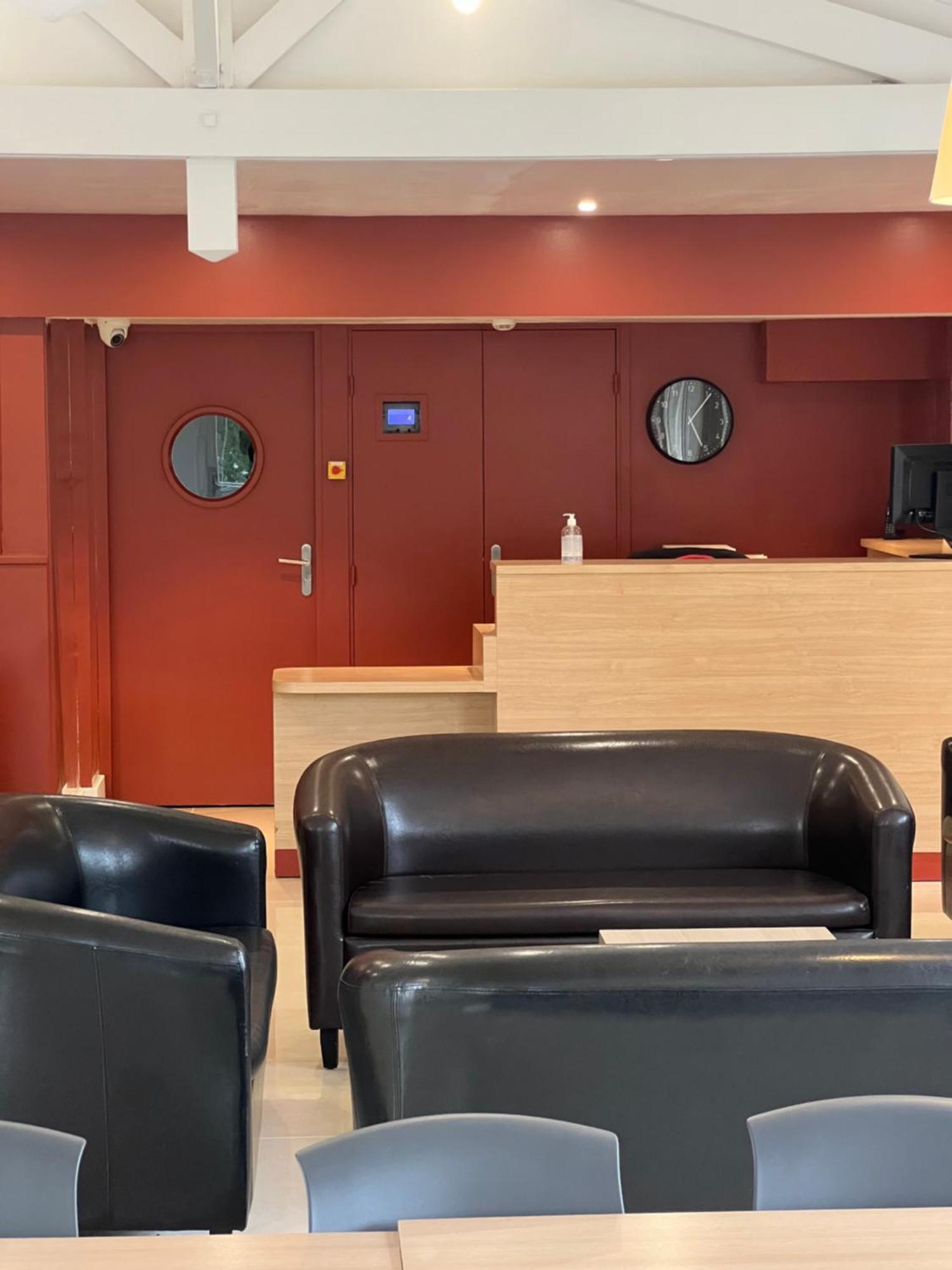 Budget Hotel Melun Sud - Dammarie Les Lys Exterior photo