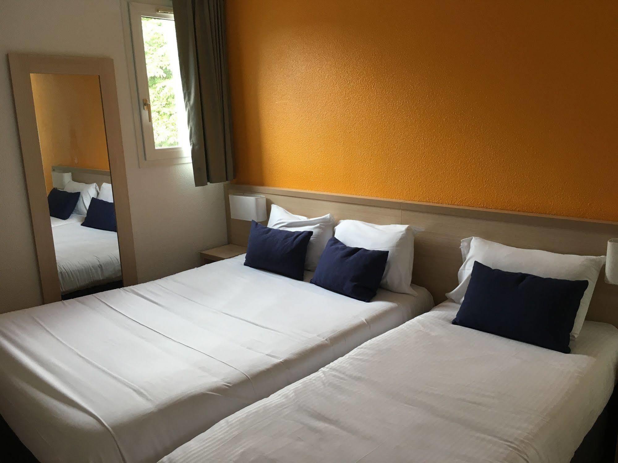 Budget Hotel Melun Sud - Dammarie Les Lys Exterior photo
